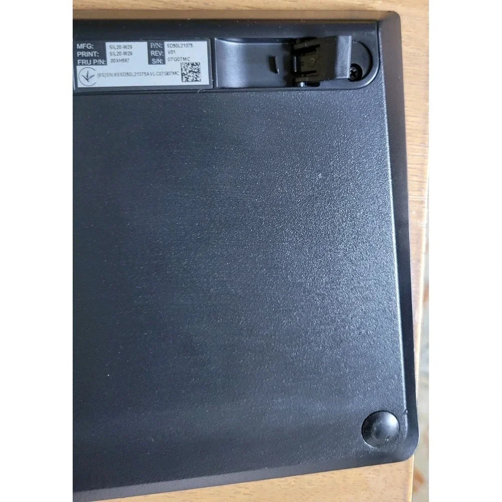 Lenovo 300 USB Keyboard (model SK-8823) black full size numeric computer PC